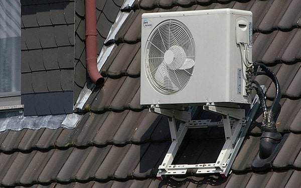 Cục nóng máy lạnh được thiết kế để đặt ngoài trời