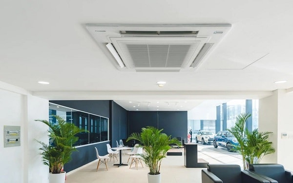 Khả năng vận hành ổn định và công suất lớn là ưu điểm nổi bật nhất của dòng máy này