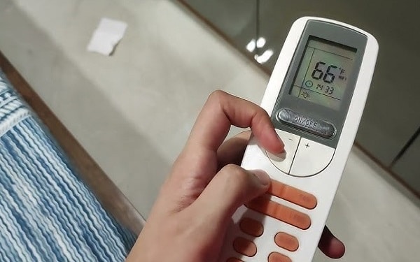 Remote máy lạnh hiển thị nhiệt độ dưới dạng độ F