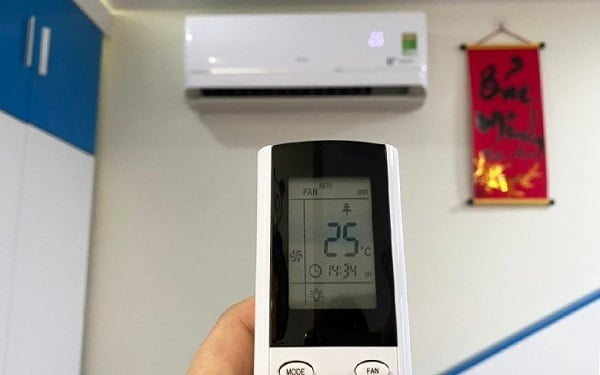 Điều khiển máy lạnh hiển thị độ C