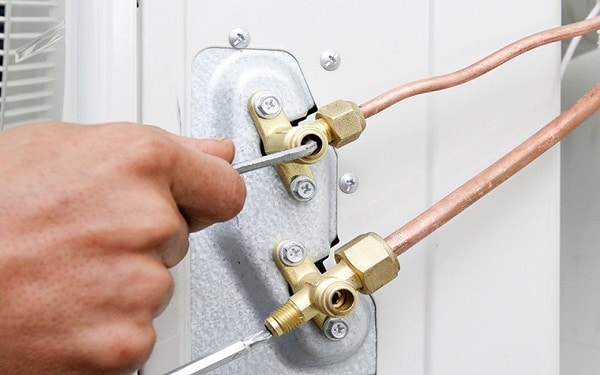 Cách đi dây đồng từ dàn lạnh đến dàn nóng