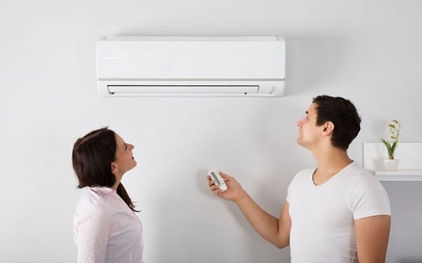 Máy lạnh là thiết bị không thể thiếu vào mỗi mùa hè của mọi gia đình Việt