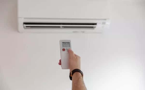 Bật/ tắt thiết bị liên tục sẽ khiến tiêu tốn nhiều điện năng