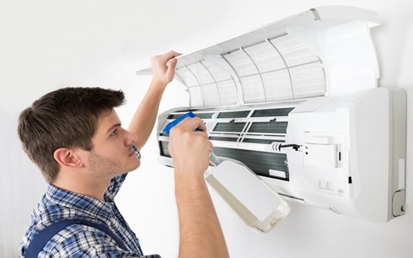 Thường xuyên vệ sinh, bảo dưỡng để tăng tuổi thọ máy lạnh