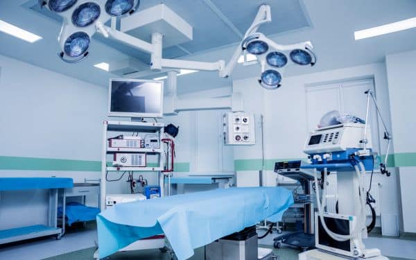 Khu vực phòng mổ cần đáp ứng các quy chuẩn khắt khe