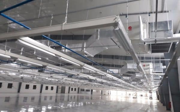 Trên thực tế, chiều cao nhà xưởng thường dao động khoảng 3m